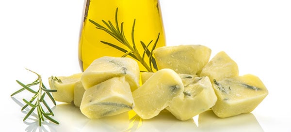 Ice cubes with rosemary olive oil isolated 538878326 6000x4004 600x273