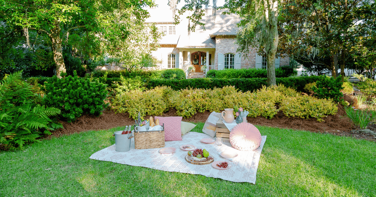 2026 Garden Trend: "Lemonading" with Resilient Groundcovers